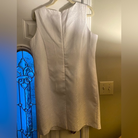 Danillo White Church Suit - Picture 4 of 8